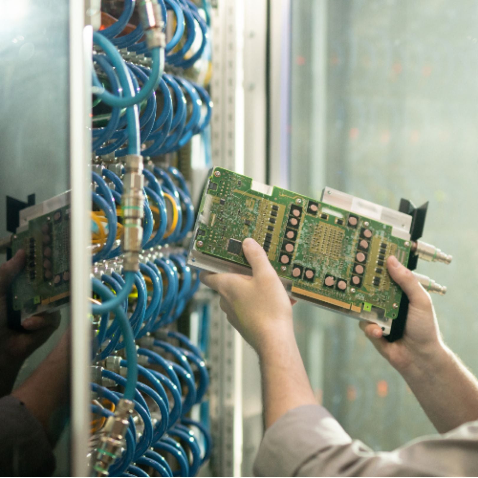 Selecting the Best Hardware Solutions for Business Success